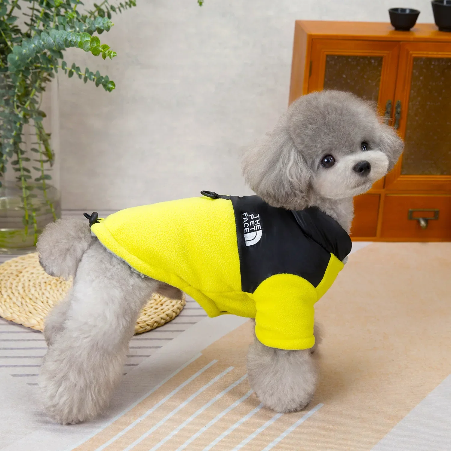 Fleece Winter Warm Pet Designer Dog Clothes for Small Medium Dogs Jackets Puppy Clothing Yorkshire Terrier Perro
Fleece Winter Warm Pet Designer Dog Clothes for Small Medium Dogs Jackets Puppy Clothing Yorkshire Terrier Perro