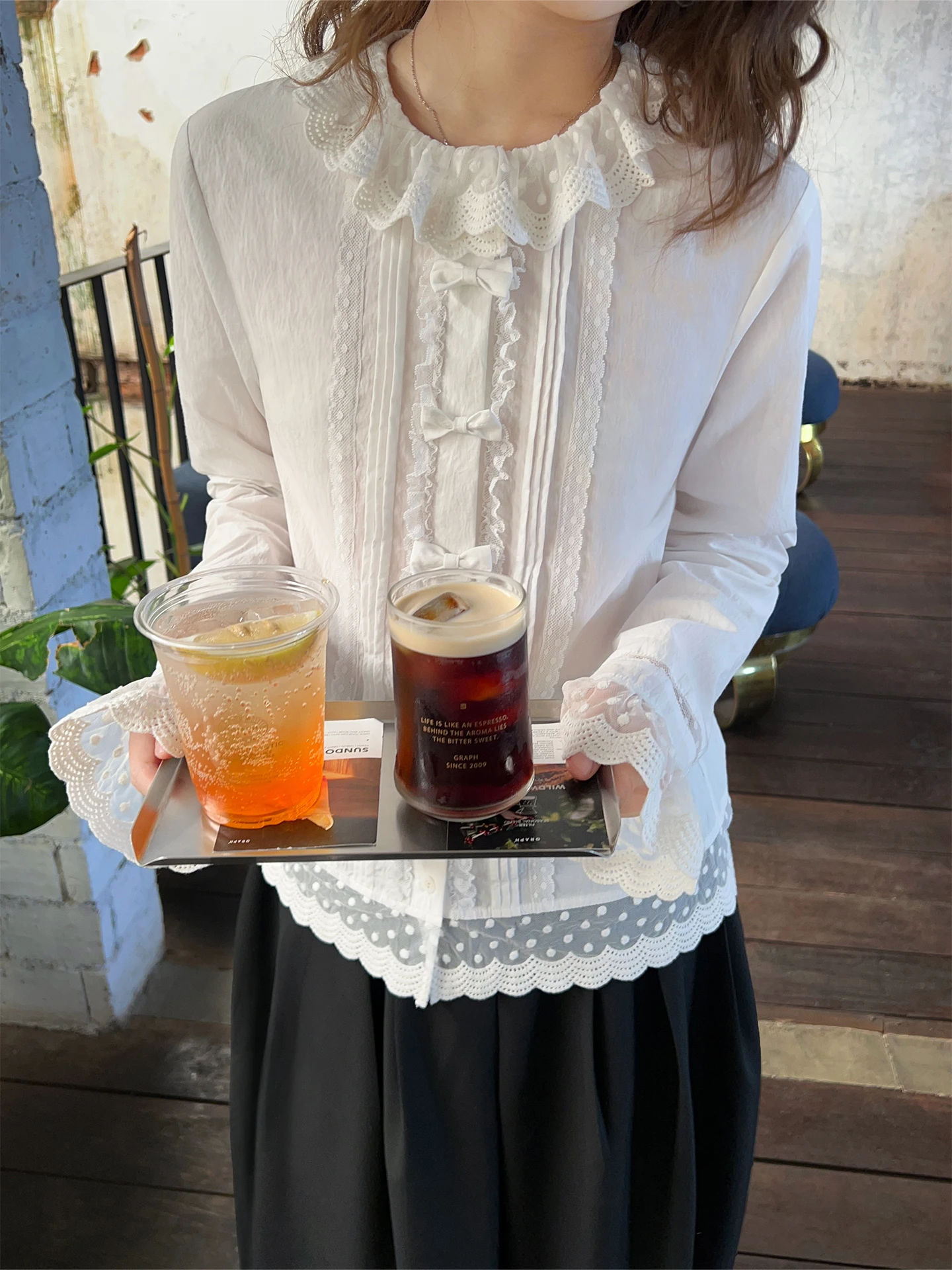 Lace Splicing White irt Women's Spring Summer Vintage Sweet Lace Collar Cotton Top French Sle Long Sve Button C...
Lace Splicing White irt Women's Spring Summer Vintage Sweet Lace Collar Cotton Top French Sle Long Sve Button C...