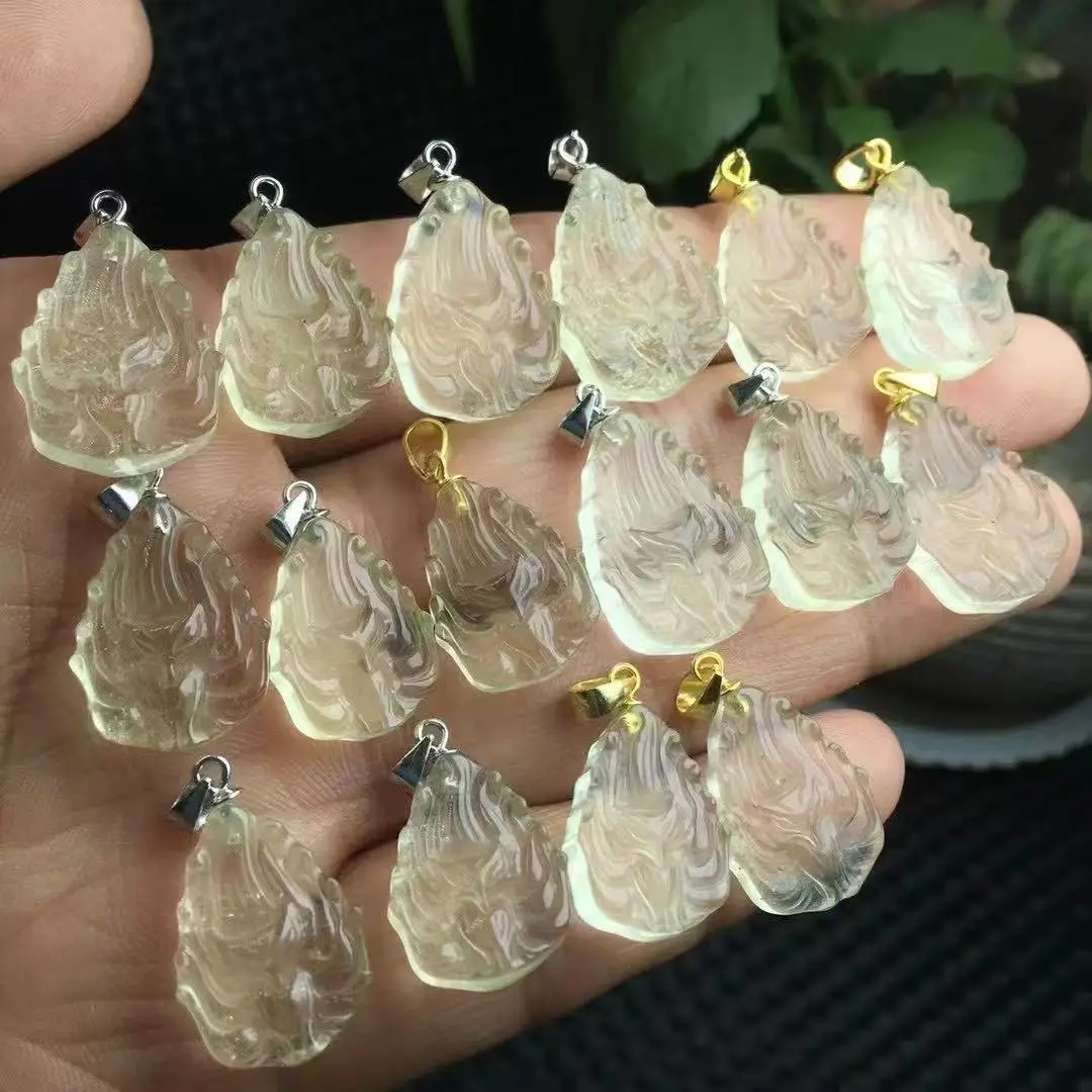 Подвеска из серебра 925 пробы с инкрустацией натуральным стеклянным кристаллом и резьбой в виде девятихвостой лисы, для подарка
Подвеска из серебра 925 пробы с инкрустацией натуральным стеклянным кристаллом и резьбой в виде девятихвостой лисы, для подарка