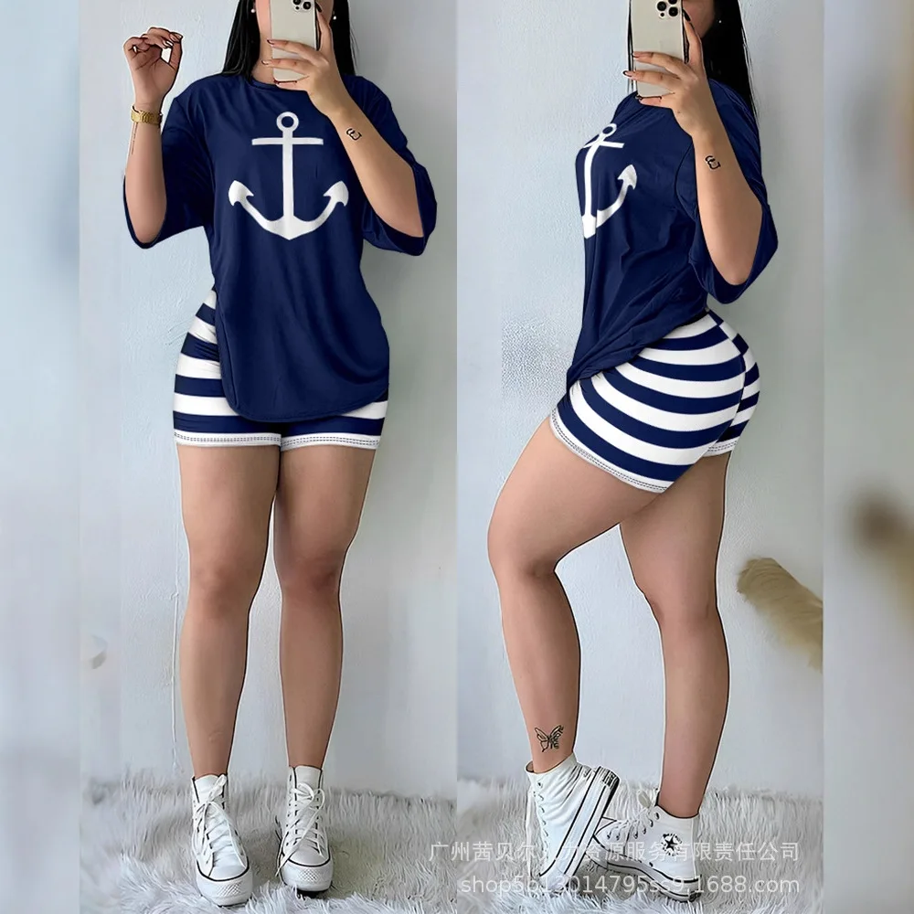 Женская свободная футболка с короткими рукавами и узкими шортами с буквенным принтом, комплект из двух предметов
Женская свободная футболка с короткими рукавами и узкими шортами с буквенным принтом, комплект из двух предметов