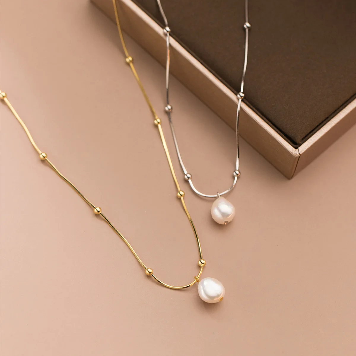 Hot Sale Trendy Natural Freshwater Pearl Snake Chain Female Pendant Necklace Jewelry Women Birthday Gifts No Fade
Hot Sale Trendy Natural Freshwater Pearl Snake Chain Female Pendant Necklace Jewelry Women Birthday Gifts No Fade