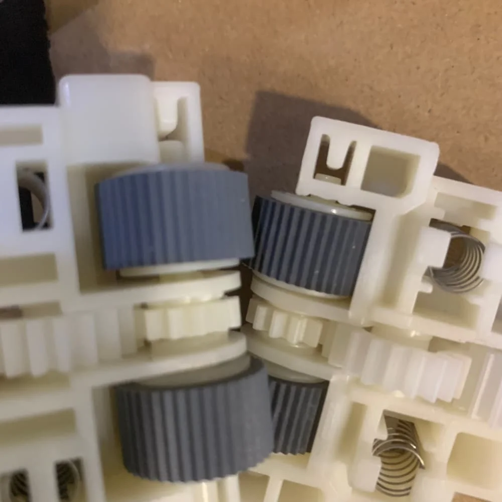 10X 1767046 1724181 Ролик захвата для EPSON M1100 M1120 M1140 M1170 M1180 M2120 M2140 M2170 M3140 M3170 M3180 L6160 L6170 L6190
10X 1767046 1724181 Ролик захвата для EPSON M1100 M1120 M1140 M1170 M1180 M2120 M2140 M2170 M3140 M3170 M3180 L6160 L6170 L6190