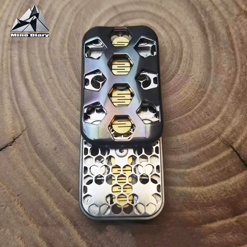 ZDEDC Alpha Hollow Out Fidget Slider Metal Fidget Spinner Push Slider ADHD Anxiety Relief Tool Adult Stress Relieving Toys
ZDEDC Alpha Hollow Out Fidget Slider Metal Fidget Spinner Push Slider ADHD Anxiety Relief Tool Adult Stress Relieving Toys