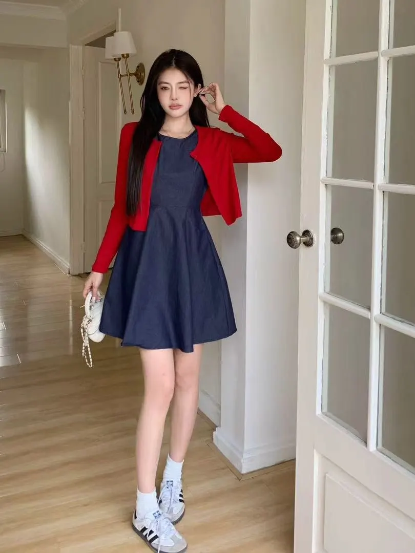plus Size Casual Red Denim Cardigan Sweater Set High Waist A-Line Dress Vintage Style Spring Summer New Arrival Women's Fashion
plus Size Casual Red Denim Cardigan Sweater Set High Waist A-Line Dress Vintage Style Spring Summer New Arrival Women's Fashion