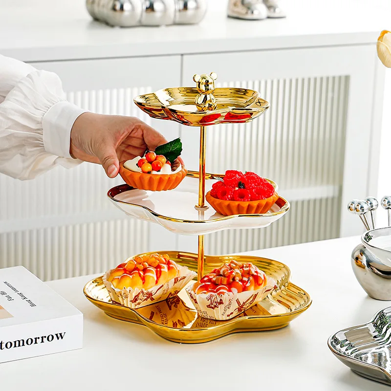 Light luxury fruit tray, home living room, tea table, snack tray, multi-layer high-end fruit tray, front desk decoration, candy
Light luxury fruit tray, home living room, tea table, snack tray, multi-layer high-end fruit tray, front desk decoration, candy