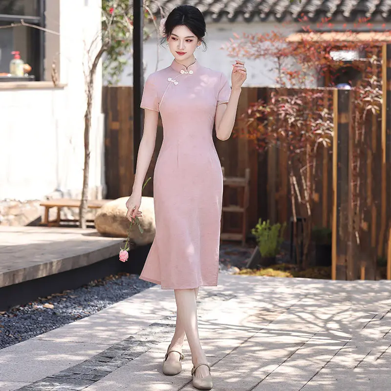 Pink Chinese New Style Suzhou Cheongsam Improved Young Style 2026 New Female Summer Qipao
Pink Chinese New Style Suzhou Cheongsam Improved Young Style 2026 New Female Summer Qipao