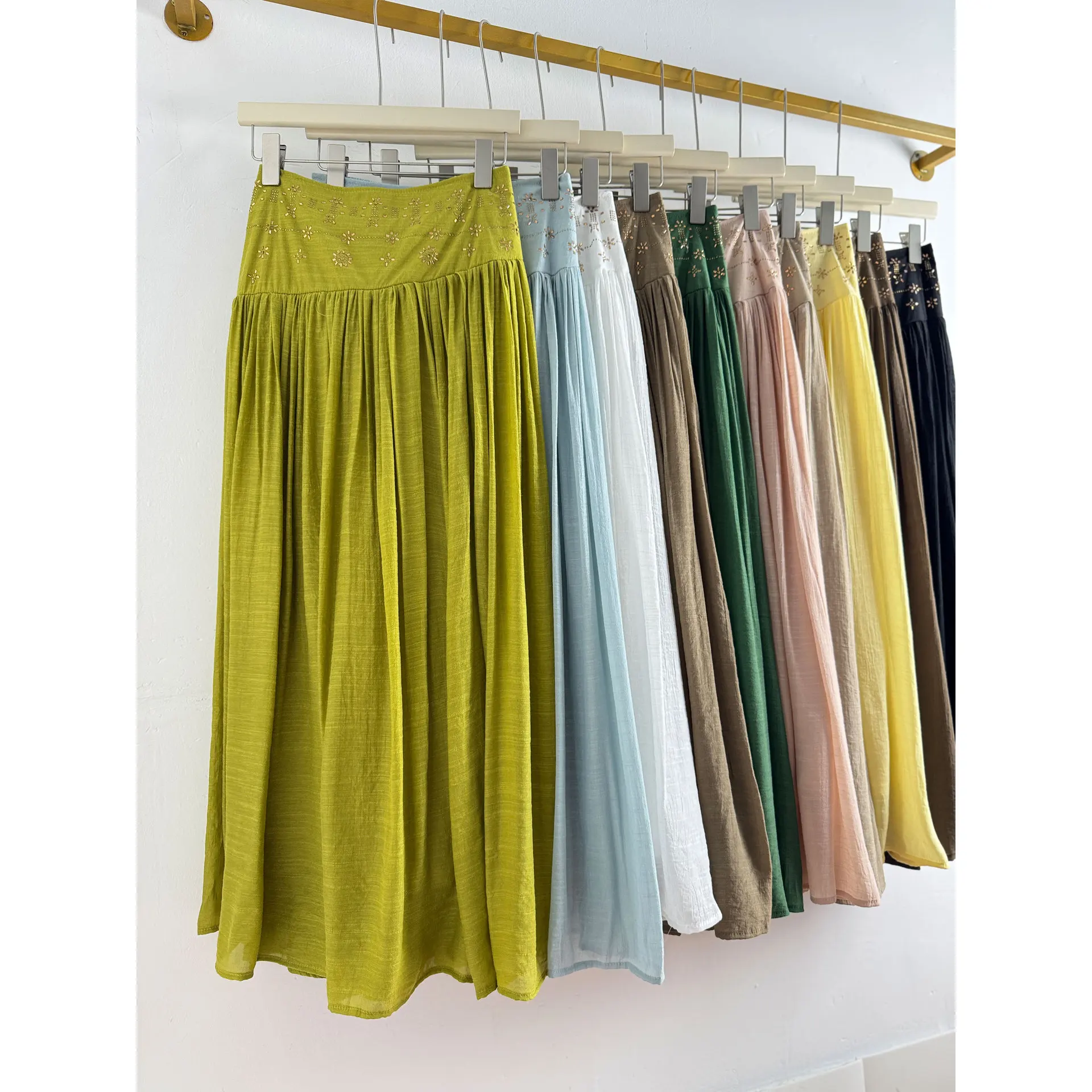 Summer Cotton Lin A-Line Skirt Women's High Waist Flared Beach Style Slimming Midi Skirt Artistic Design Loose Fit
Summer Cotton Lin A-Line Skirt Women's High Waist Flared Beach Style Slimming Midi Skirt Artistic Design Loose Fit