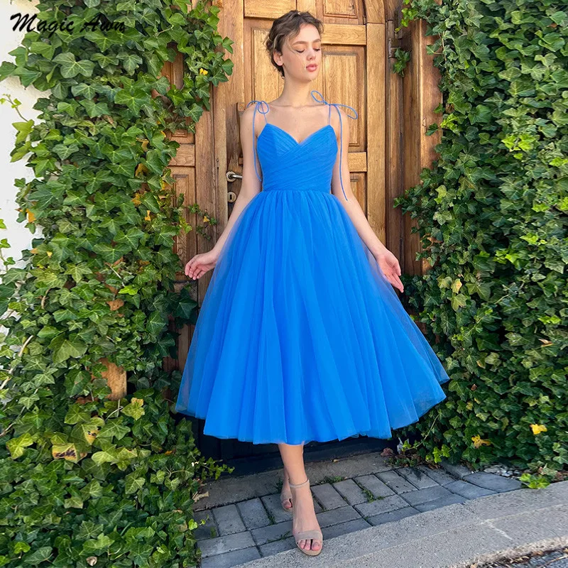 Magic Awn Blue Tulle Prom Dresses Bow Spaghetti Straps Tea-Length Evening Party Gowns Simple Cocktail Dress A-Line Robes Soriee
Magic Awn Blue Tulle Prom Dresses Bow Spaghetti Straps Tea-Length Evening Party Gowns Simple Cocktail Dress A-Line Robes Soriee