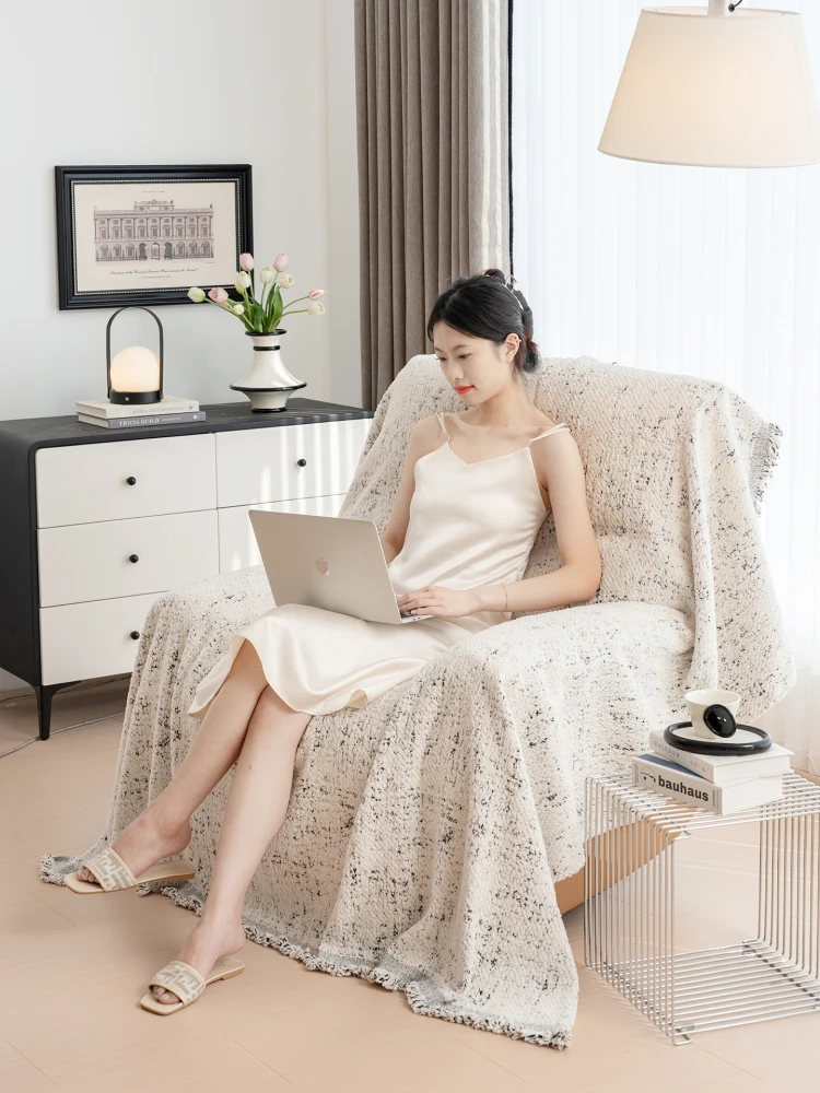2026 New Cry Sle f Velvet Sofa Cover Full Enclosed Anti Slip Sofa Tow Pillow Geometric Pattern Dustproof Sofa Settee
2026 New Cry Sle f Velvet Sofa Cover Full Enclosed Anti Slip Sofa Tow Pillow Geometric Pattern Dustproof Sofa Settee