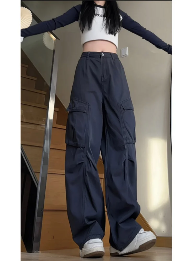 Мужские демисезонные свободные рабочие брюки в американском стиле, повседневные, с дизайнерскими складками, в стиле парашютиста, прямые джинсы
Мужские демисезонные свободные рабочие брюки в американском стиле, повседневные, с дизайнерскими складками, в стиле парашютиста, прямые джинсы