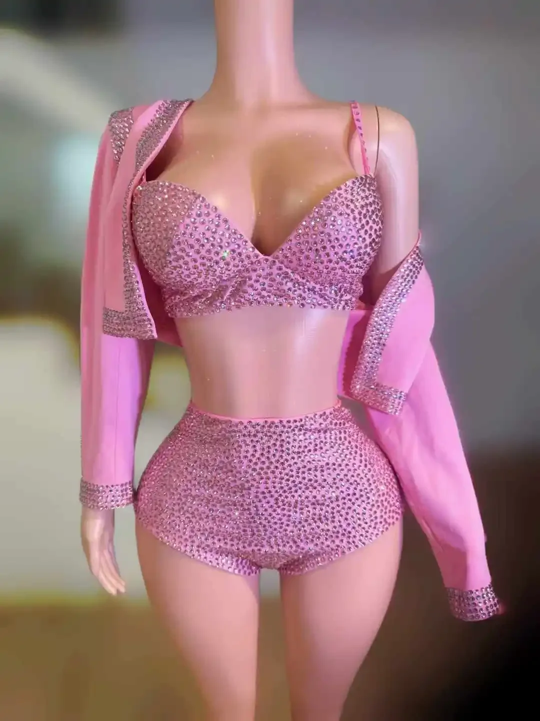 Women Pink 3 Pcs Set Sexy Drag Queen Outfit Rhinestone Birthday Night Club Costume
Women Pink 3 Pcs Set Sexy Drag Queen Outfit Rhinestone Birthday Night Club Costume