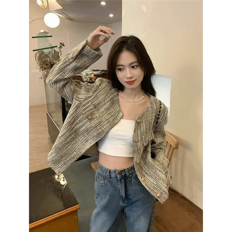 Женский твидовый жакет в английском стиле, летний, городской, на молнии, ветрозащитный, облегающий, глянцевый, прочный, диагональный, классический, функциональный, с тиснением, для женщин
Женский твидовый жакет в английском стиле, летний, городской, на молнии, ветрозащитный, облегающий, глянцевый, прочный, диагональный, классический, функциональный, с тиснением, для женщин