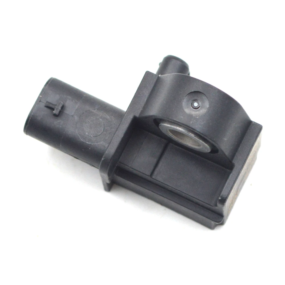 For MQB Jetta Golf Atlas T -Roc CC Tiguan Passat Q3 Leon Accelerator Acceleration Sensor Crash Impact Sensor 5Q0 907 651
For MQB Jetta Golf Atlas T -Roc CC Tiguan Passat Q3 Leon Accelerator Acceleration Sensor Crash Impact Sensor 5Q0 907 651