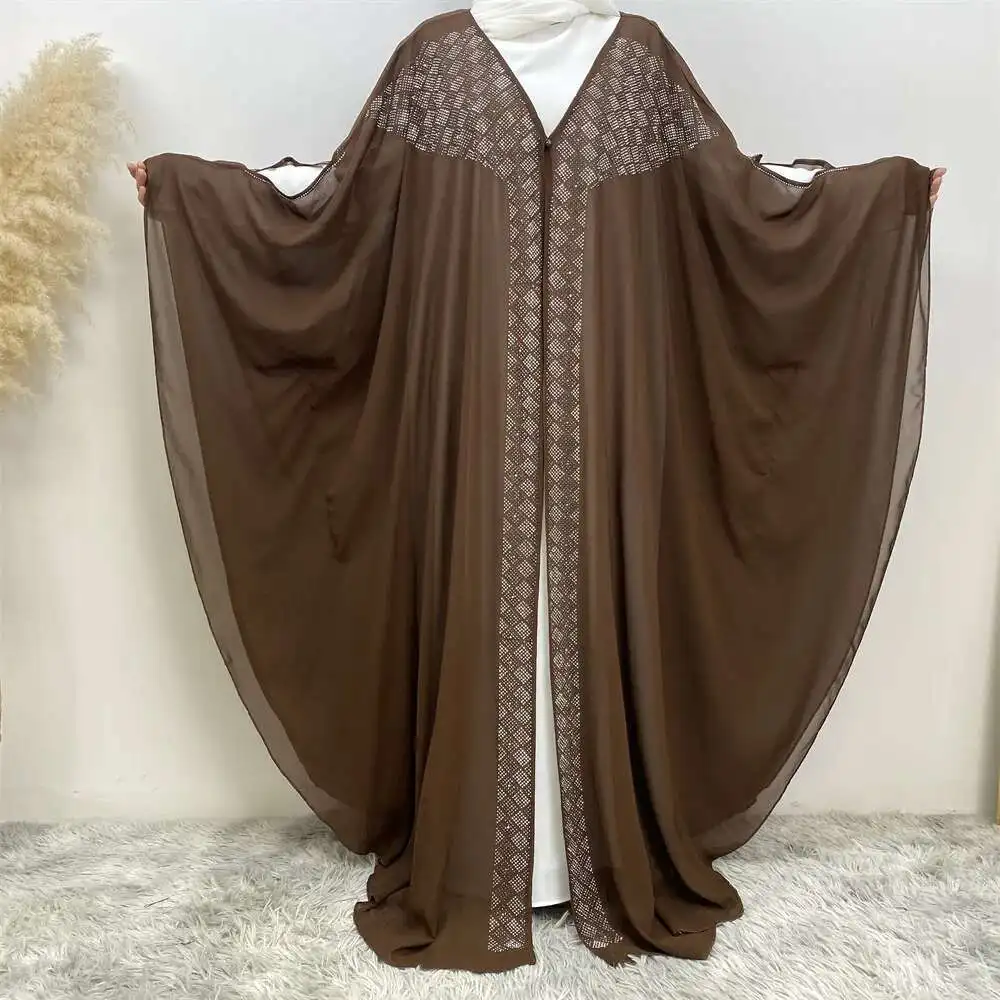 Muslim Abaya Hot Diamond Elegant and Fashionable Loose Bat Sleeve Robe 6739 Robe Abaya Ramadan Dubai Luxury Islam Elegant
Muslim Abaya Hot Diamond Elegant and Fashionable Loose Bat Sleeve Robe 6739 Robe Abaya Ramadan Dubai Luxury Islam Elegant