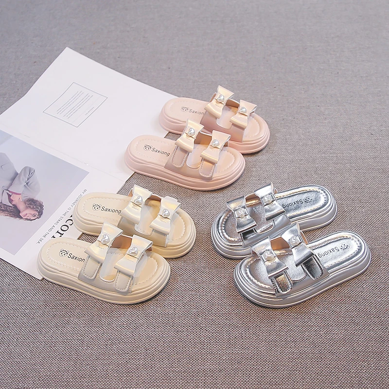 Girls Slippers Open Toes Sweet Bows Kids Princess Sandals Korean Style Versatile 2026 Brand New Children Beach Shoes Soft Bottom
Girls Slippers Open Toes Sweet Bows Kids Princess Sandals Korean Style Versatile 2026 Brand New Children Beach Shoes Soft Bottom