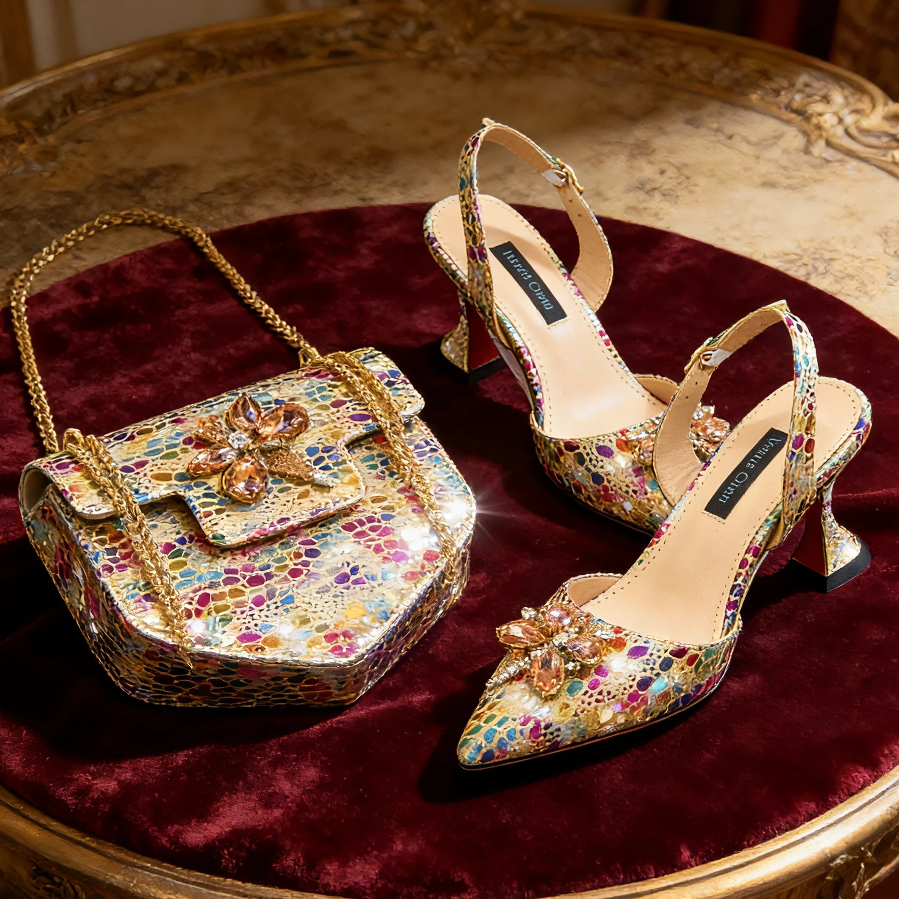 2026 Gold Color Thin Heels Pointed Toe Crystal Design Ladies Shoes Matching Bag Set For Women Weeding Party Pump
2026 Gold Color Thin Heels Pointed Toe Crystal Design Ladies Shoes Matching Bag Set For Women Weeding Party Pump