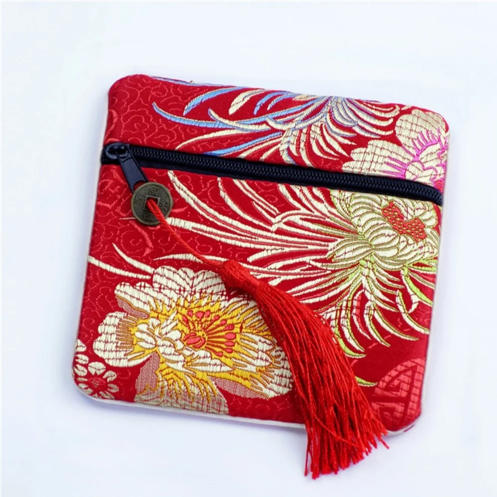 Vintage Brocade Jewelry Packaging Bag Chinese Style Embroidered Silk Satin Jewelry Storage Pouch Tassel Zipper Small Gift Bag
Vintage Brocade Jewelry Packaging Bag Chinese Style Embroidered Silk Satin Jewelry Storage Pouch Tassel Zipper Small Gift Bag