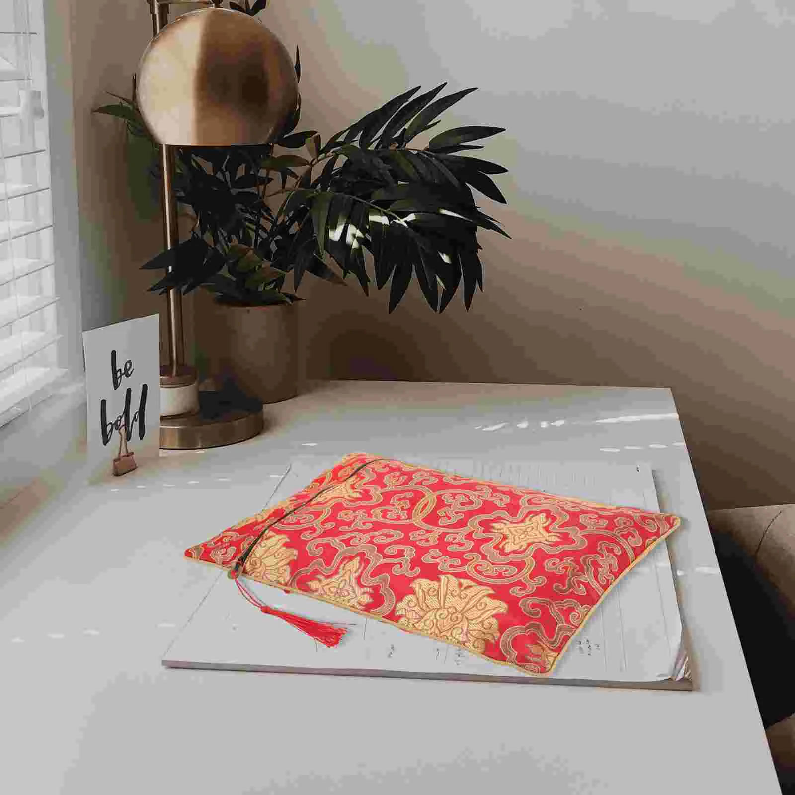 Chinese Dragon Pattern Cotton Jewelry Storage Pouch 10 pcs Scripture Protector Easy Wash Gift Family Friends
Chinese Dragon Pattern Cotton Jewelry Storage Pouch 10 pcs Scripture Protector Easy Wash Gift Family Friends