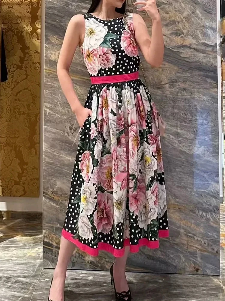 Spring and summer 25 new printed round neck sleeveless long vest dress with elegant temperament, high waist and large A-line ski
Spring and summer 25 new printed round neck sleeveless long vest dress with elegant temperament, high waist and large A-line ski