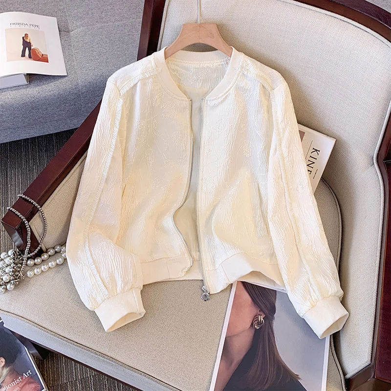 Elegant Jacquard Jacket Women's Spring and Autumn Stand Collar Short Coat Top 2026 New Versatile Long Sleeve Baseball Suit
Elegant Jacquard Jacket Women's Spring and Autumn Stand Collar Short Coat Top 2026 New Versatile Long Sleeve Baseball Suit