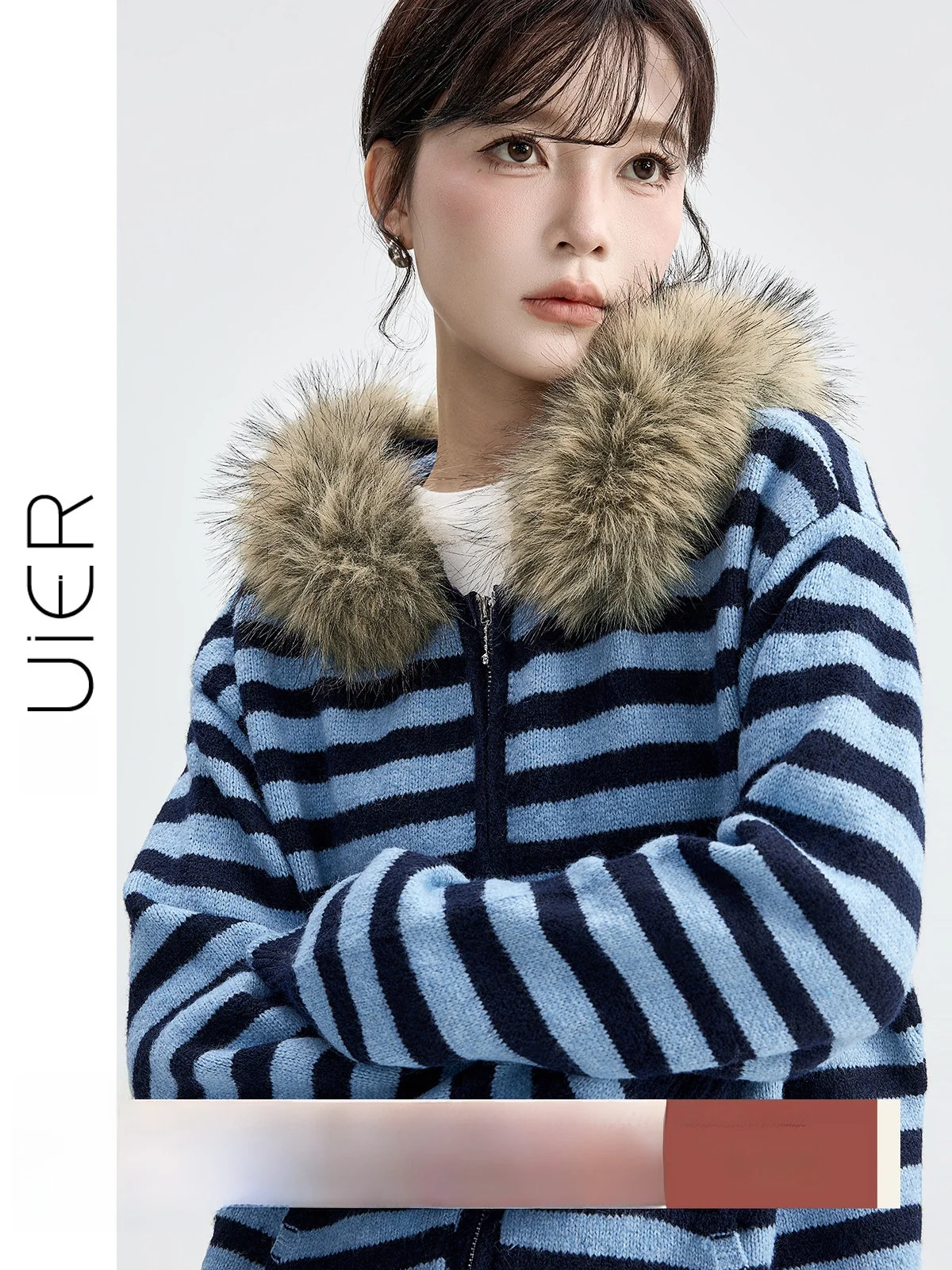 Guier Women's Hooded Knitted Sweater Coat Winter New Loose Fit Color Block Striped Collar Jacket Comfortable Breathable Top
Guier Women's Hooded Knitted Sweater Coat Winter New Loose Fit Color Block Striped Collar Jacket Comfortable Breathable Top