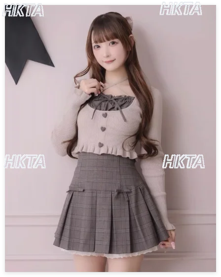 Japanese Sweet Pleated Skirt 2026 Summer New Arrival High Waist Slimming Plaid Skirt Women Girls Preppy Style Fashion Mini Skirt
Japanese Sweet Pleated Skirt 2026 Summer New Arrival High Waist Slimming Plaid Skirt Women Girls Preppy Style Fashion Mini Skirt