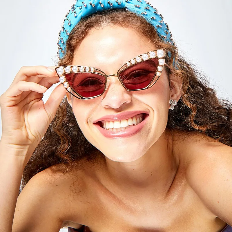 Pearl Cat Eye Sun Glasses Women Street Photography Glasses Casual Bling Sunglasses Party Drcor Shades Summer Traveling Eyewear
Pearl Cat Eye Sun Glasses Women Street Photography Glasses Casual Bling Sunglasses Party Drcor Shades Summer Traveling Eyewear
