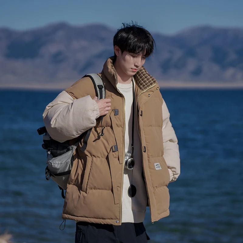 Men's Thiened down Cotton Jaet Fake Two-Piece Bread Sle Durable Water-Resistant Casual Warmth Youth Faion Winter Coat
Men's Thiened down Cotton Jaet Fake Two-Piece Bread Sle Durable Water-Resistant Casual Warmth Youth Faion Winter Coat