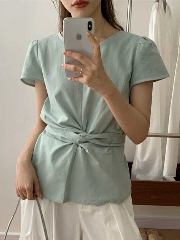 Elegant Cross Tie Design Short Sleeve Women's Shirt Summer Fashionable Unique Korean Style Top Quality Ladies Premium Blouse
Elegant Cross Tie Design Short Sleeve Women's Shirt Summer Fashionable Unique Korean Style Top Quality Ladies Premium Blouse