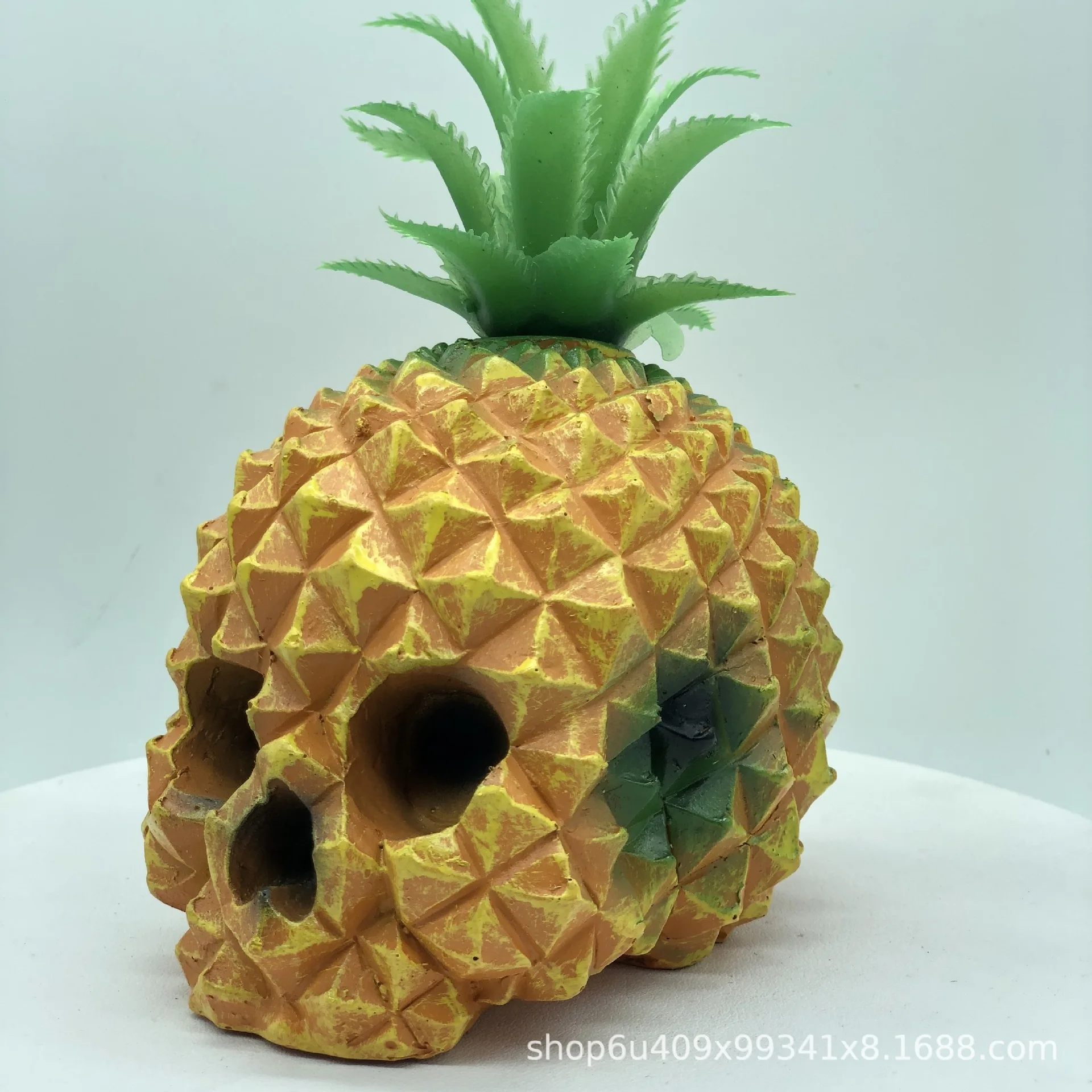 Pineapple skull resin handicraft ornament pineapple skull head sculpture home creative desktop statue
Pineapple skull resin handicraft ornament pineapple skull head sculpture home creative desktop statue