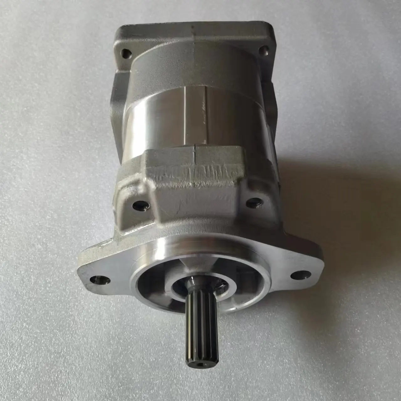 D65 D85 D155 Bulldozer Hydraulic Gear Pump 705-41-01050 for New Condition Machinery Repair Shops Excavator Loader Truck
D65 D85 D155 Bulldozer Hydraulic Gear Pump 705-41-01050 for New Condition Machinery Repair Shops Excavator Loader Truck