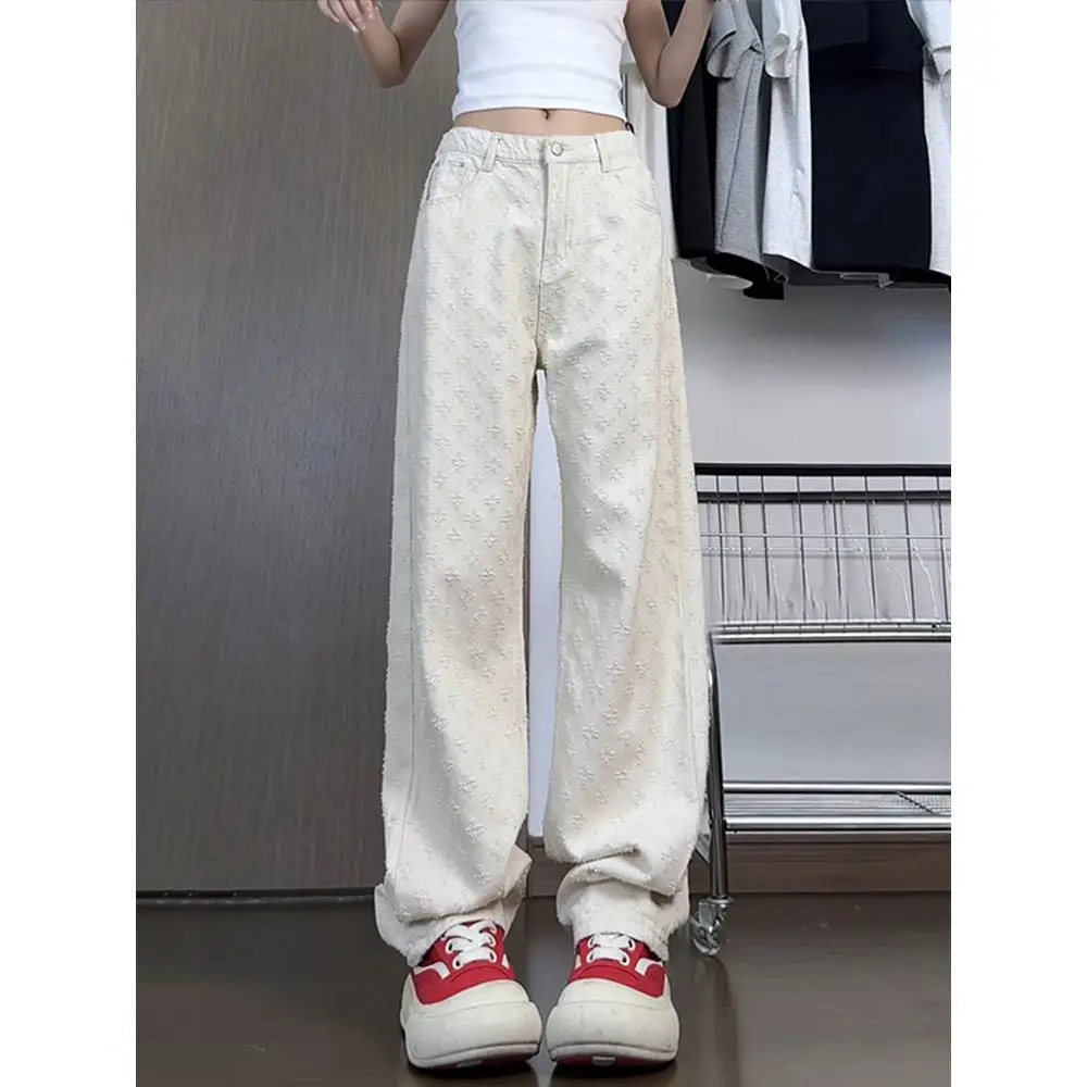 Low Waist Floral Embroidery Men's Jeans High Street Style Straight Leg Trousers Youth Casual Wear Resistant And Comfortable
Low Waist Floral Embroidery Men's Jeans High Street Style Straight Leg Trousers Youth Casual Wear Resistant And Comfortable