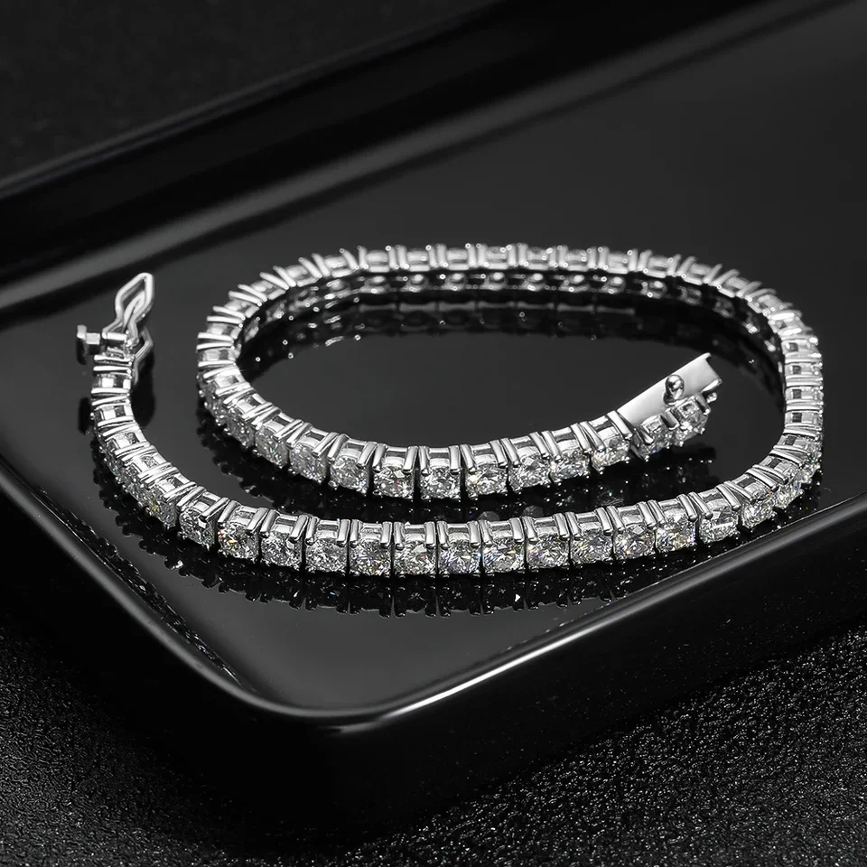 S925 Sterling Silver High Quality Fashionable D Color VVS1 Full Moissanite Tennis Bracelet for Women Wedding Engagement Jewelry
S925 Sterling Silver High Quality Fashionable D Color VVS1 Full Moissanite Tennis Bracelet for Women Wedding Engagement Jewelry
