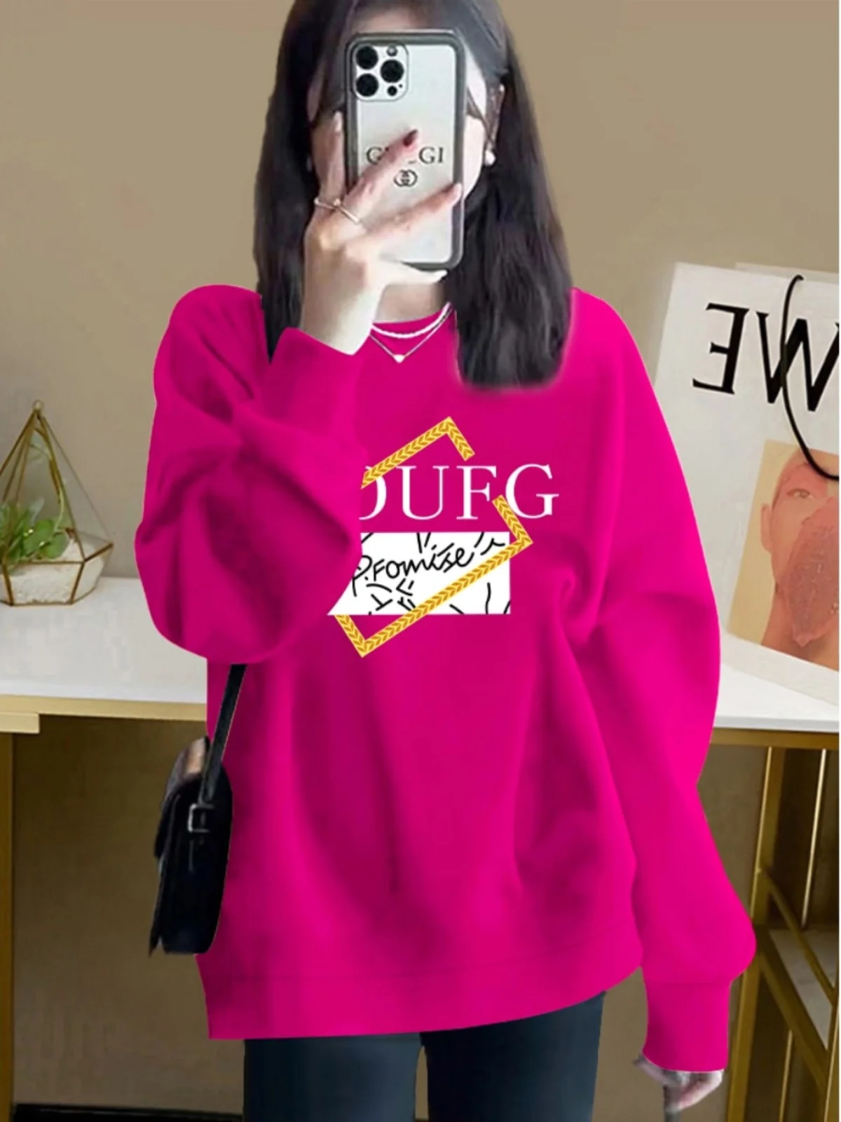 Loose Fit round Ne Fce Lined Hoodl Sweatirt Women's New 2026 Dragon Fruit Color Autumn Winter Beautiful Printed Top
Loose Fit round Ne Fce Lined Hoodl Sweatirt Women's New 2026 Dragon Fruit Color Autumn Winter Beautiful Printed Top