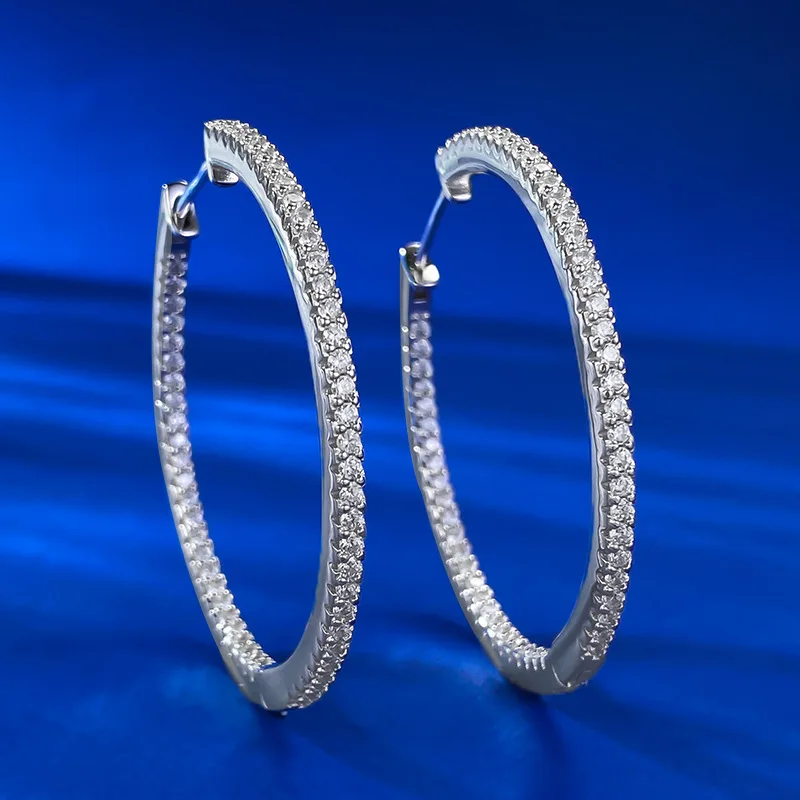 Серьги из серебра S925 пробы с инкрустированным цирконием, персонализированные характерные, модные и универсальные серьги, ювелирные изделия из бутика для женщин
Серьги из серебра S925 пробы с инкрустированным цирконием, персонализированные характерные, модные и универсальные серьги, ювелирные изделия из бутика для женщин