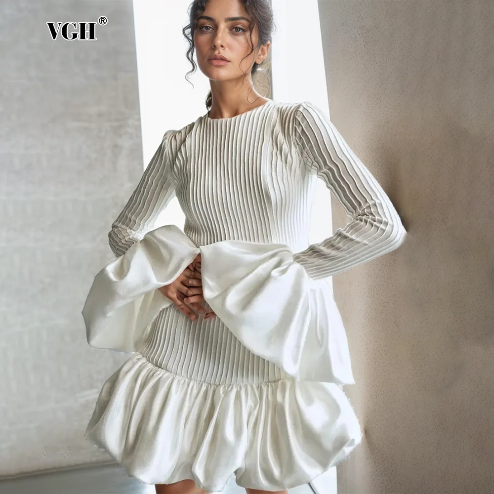 VGH Elegant Soild Dress For Women Round Neck Long Sleeve High Waist Patchwork Ruffles Casual Mini Dress Female Fashion Clothing
VGH Elegant Soild Dress For Women Round Neck Long Sleeve High Waist Patchwork Ruffles Casual Mini Dress Female Fashion Clothing