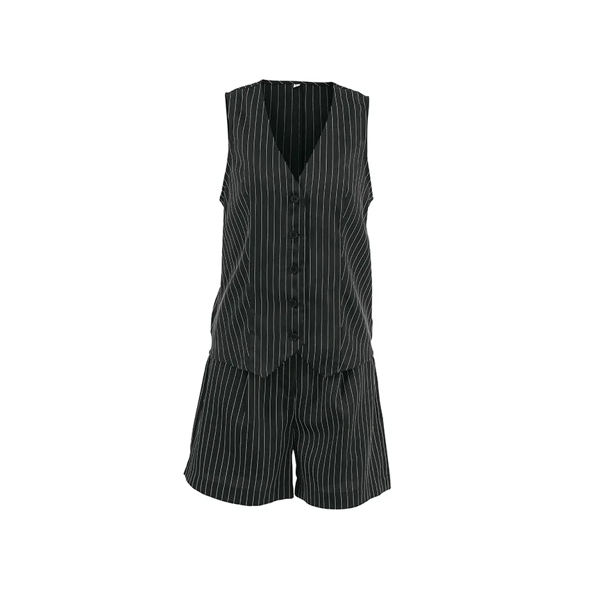 New Casual Loose Sleeveless Striped Vest Shorts Two-Piece Set For Summer Versatile Commuting
New Casual Loose Sleeveless Striped Vest Shorts Two-Piece Set For Summer Versatile Commuting