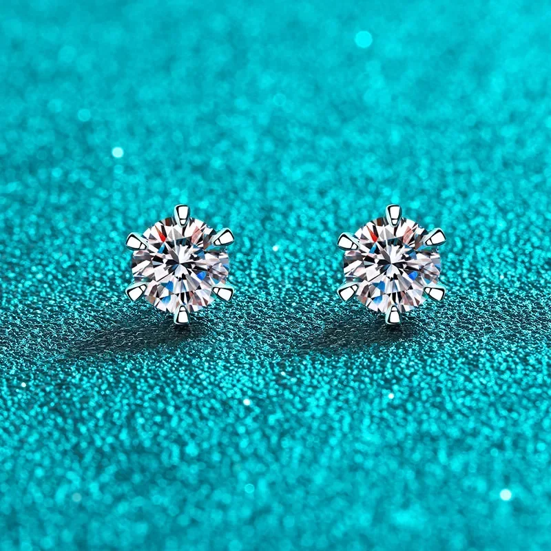 Stud Earrings for Women 6 Claws 0.6-4 Carat Moissanite Diamond Screw Sparkling Earrings White Gold 18K Wedding Fine Ear Jewelry
Stud Earrings for Women 6 Claws 0.6-4 Carat Moissanite Diamond Screw Sparkling Earrings White Gold 18K Wedding Fine Ear Jewelry