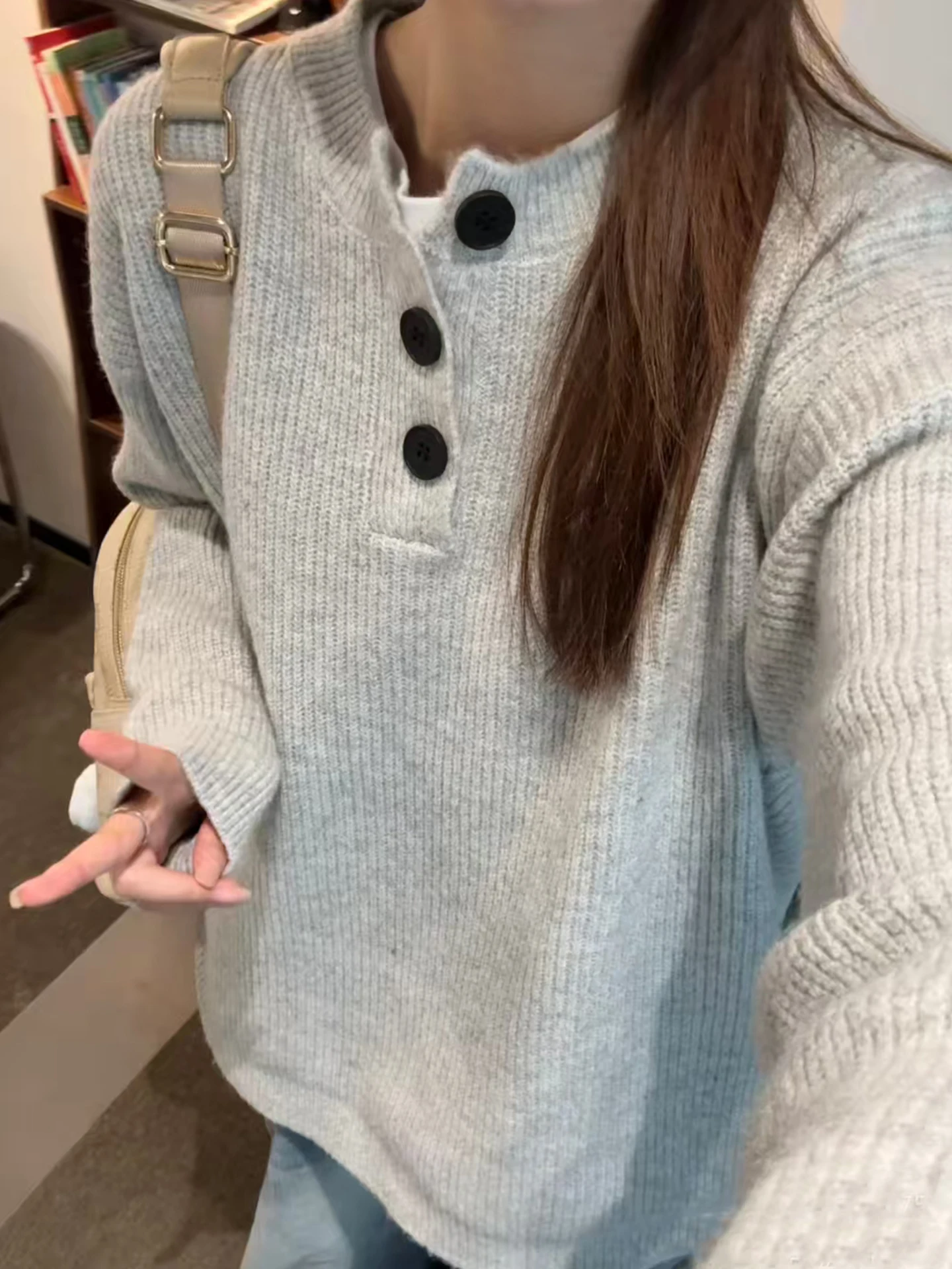 ay American Sle Knitted Sweater Men's Henry Collar Inner Wear Loose Fit Autumn High End Feeling Lazy Sweater Cleanfit Bas...
ay American Sle Knitted Sweater Men's Henry Collar Inner Wear Loose Fit Autumn High End Feeling Lazy Sweater Cleanfit Bas...