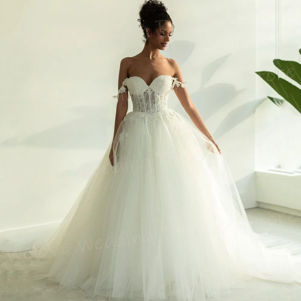 Elegant A Line Women's Wedding Dresses Sweetheart Vestidos De Novia Backless Customized Bride Gowns Lace Appliques Vestidos Boda
Elegant A Line Women's Wedding Dresses Sweetheart Vestidos De Novia Backless Customized Bride Gowns Lace Appliques Vestidos Boda