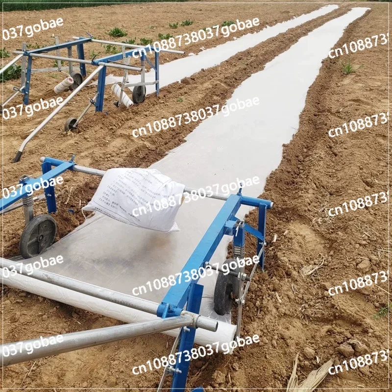Agricultural film laying machine Cover film artifact Small artificial hand-pulled film pressing machine
Agricultural film laying machine Cover film artifact Small artificial hand-pulled film pressing machine