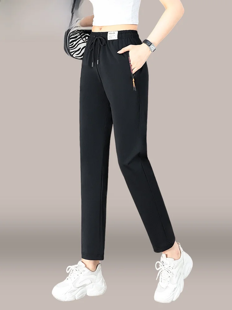 Повседневные брюки из ледяного шелка для женщин, летние тонкие быстросохнущие спортивные брюки прямого кроя с высокой талией, длинные брюки в корейском стиле TUCANO
Повседневные брюки из ледяного шелка для женщин, летние тонкие быстросохнущие спортивные брюки прямого кроя с высокой талией, длинные брюки в корейском стиле TUCANO