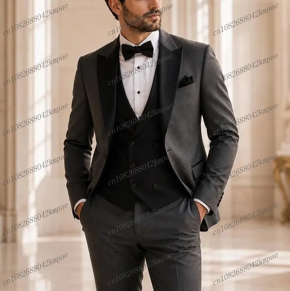 New Grey And Black Men Suit Formal Groom Groomsman Wedding Party Prom Business Male Tuxedos 3 Piece Set Blazer Vest Pants
New Grey And Black Men Suit Formal Groom Groomsman Wedding Party Prom Business Male Tuxedos 3 Piece Set Blazer Vest Pants