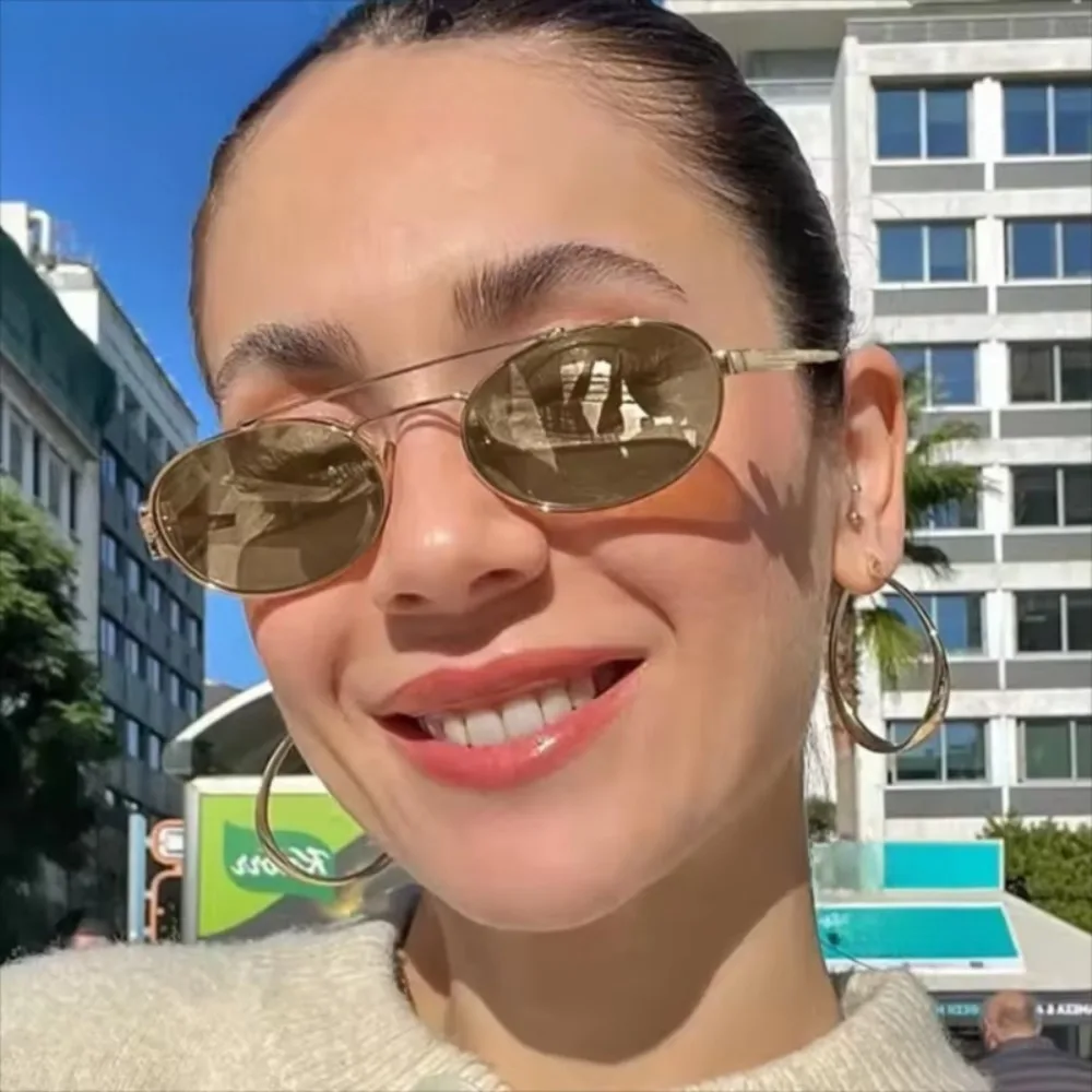 Personalized Round Oval Sunglasses Small Frame Double Beam Metal Eyewear Shades Multicolor Lenses Steampunk Sunglasses Unisex
Personalized Round Oval Sunglasses Small Frame Double Beam Metal Eyewear Shades Multicolor Lenses Steampunk Sunglasses Unisex