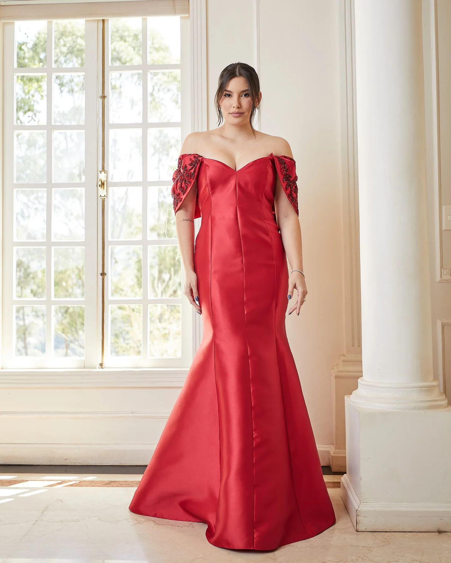 Customized Delicate Satin Mermaid Off the Shoulder Appliques Beading Evening Dress Temperament Short Sleeves V-Neck Party Gowns
Customized Delicate Satin Mermaid Off the Shoulder Appliques Beading Evening Dress Temperament Short Sleeves V-Neck Party Gowns