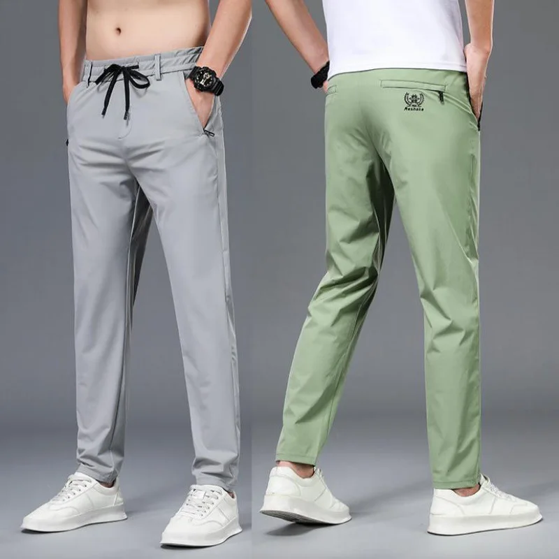 Мужские летние брюки из тонкого ледяного шелка, корейская версия, прямые, свободные, с эластичным поясом, быстросохнущие
Мужские летние брюки из тонкого ледяного шелка, корейская версия, прямые, свободные, с эластичным поясом, быстросохнущие