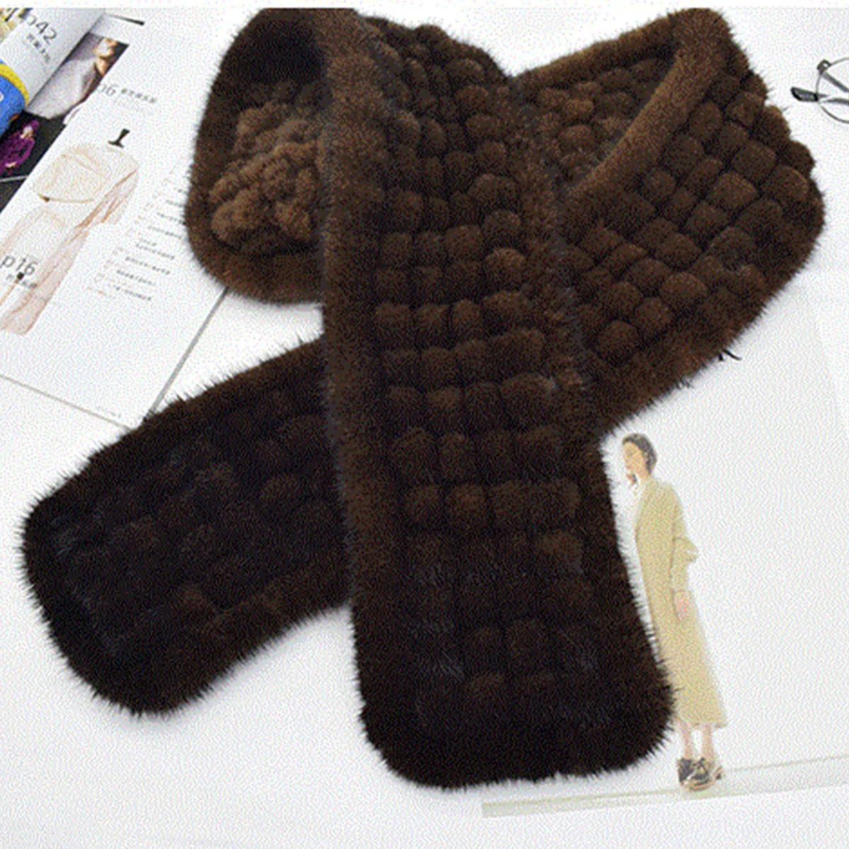 FEIMANYUAN Real Mink Fur Scarf New Accessories Winter Warm Long Version Genuine Mink Fur Scarf Russian
FEIMANYUAN Real Mink Fur Scarf New Accessories Winter Warm Long Version Genuine Mink Fur Scarf Russian