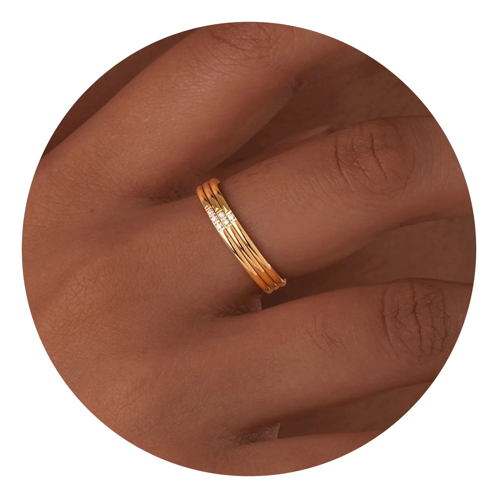 1/3pcs Zircon Ring Thin Classic Dome Rings Stainless Steel Wedding Band for Women Stacking Rings Comfort Fit Domed Polished
1/3pcs Zircon Ring Thin Classic Dome Rings Stainless Steel Wedding Band for Women Stacking Rings Comfort Fit Domed Polished