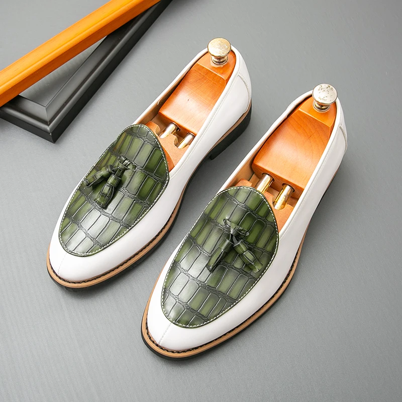 High-quality Men Formal Shoes Tassel Leather Loafers Men Oxfords British Business Social Shoes Men Wedding Dress Shoes 39-47
High-quality Men Formal Shoes Tassel Leather Loafers Men Oxfords British Business Social Shoes Men Wedding Dress Shoes 39-47