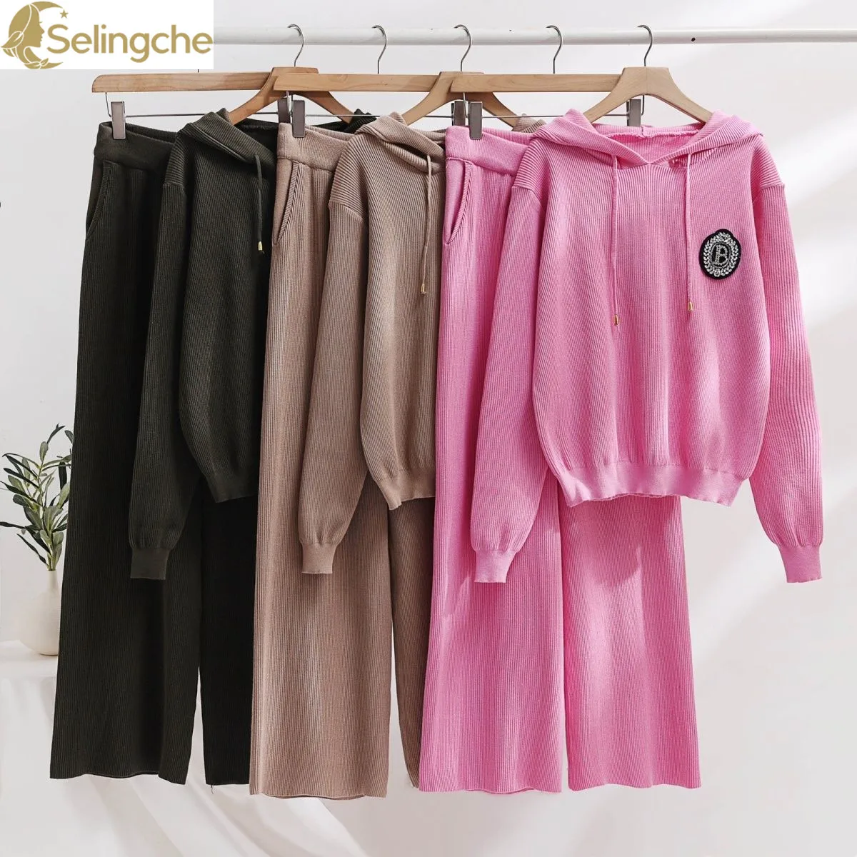 Loose Women's Set Autumn and Winter New Hooded Knitted Top Casual Straight Leg Pants Elegant Women's Two-piece Set
Loose Women's Set Autumn and Winter New Hooded Knitted Top Casual Straight Leg Pants Elegant Women's Two-piece Set